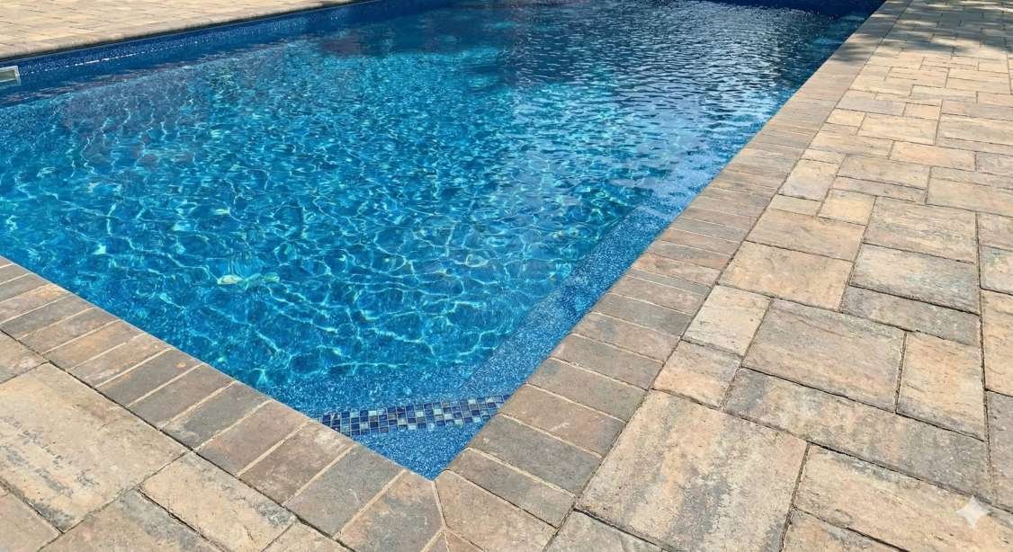 fiberglass pool contractors near me